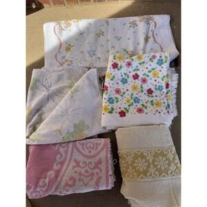 Vintage Towels Lot Retro 70s Floral Fringe Pink Yellow White Bath Decor